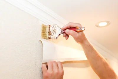 Pose de papier peint à Frise — revêtements muraux et toiles de verre